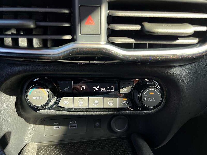 Nissan JUKE 1.0 DIG-T N-DESIGN TECH 1.0 DIG-T N-DESIGN TECH