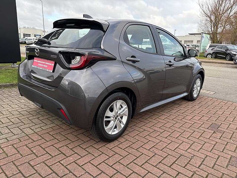 Mazda 2 HYB 1.5L Hybrid VVT-i Center-Line HYB 1.5L Hybrid VVT-i Center-Line