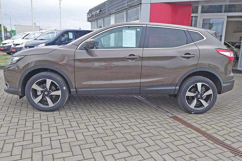 Nissan QASHQAI 1.6 DIG-T 6MT 4x2 N-Connecta PGD