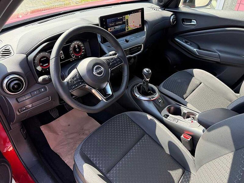 Nissan JUKE 1.0 DIG-T 114PS 6MT N-CONNECTA Winter II 2 Farben BFS