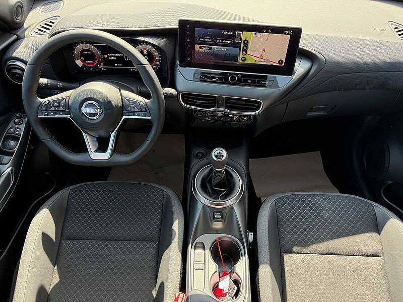 Nissan JUKE 1.0 DIG-T 114PS 6MT N-CONNECTA Winter II 2 Farben BFS